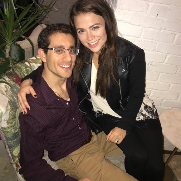 Meet Your Posher!🙋🏻♀️❤️ - Picture 3 of 8